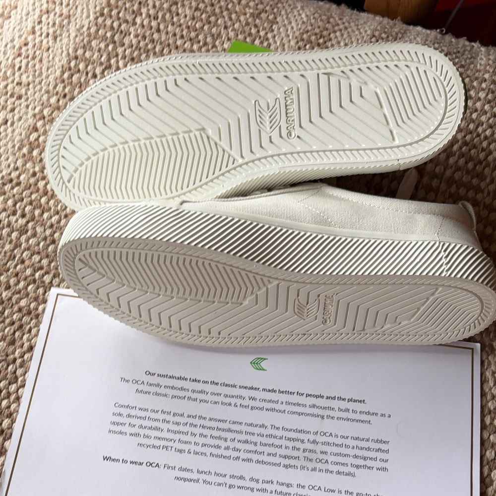 Women’s 7.5 Cariuma White Sneakers, NWT - Picture 5 of 16
